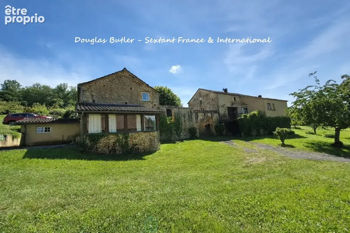 Superbe propriété en pierre de caractère avec gîte, annexe et vue dégagée - photo 22