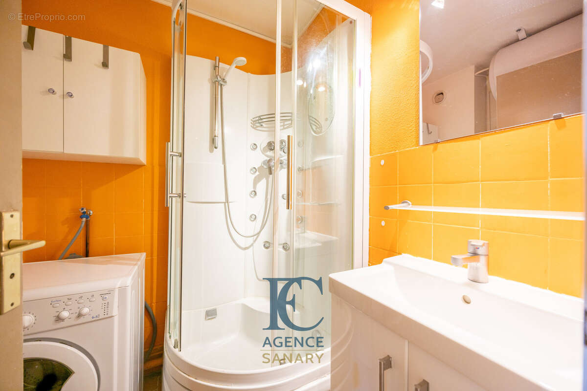 Appartement à SAINT-CYR-SUR-MER