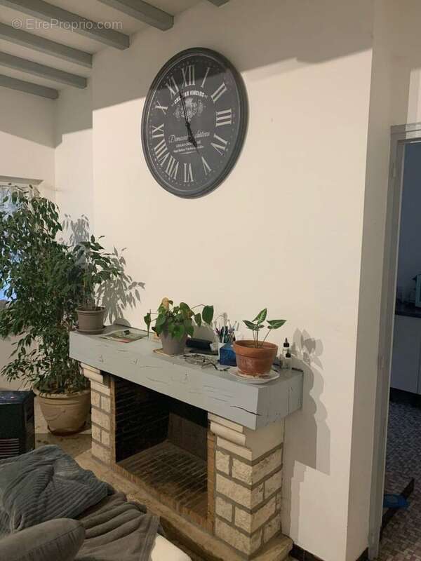 Maison à NEONS-SUR-CREUSE