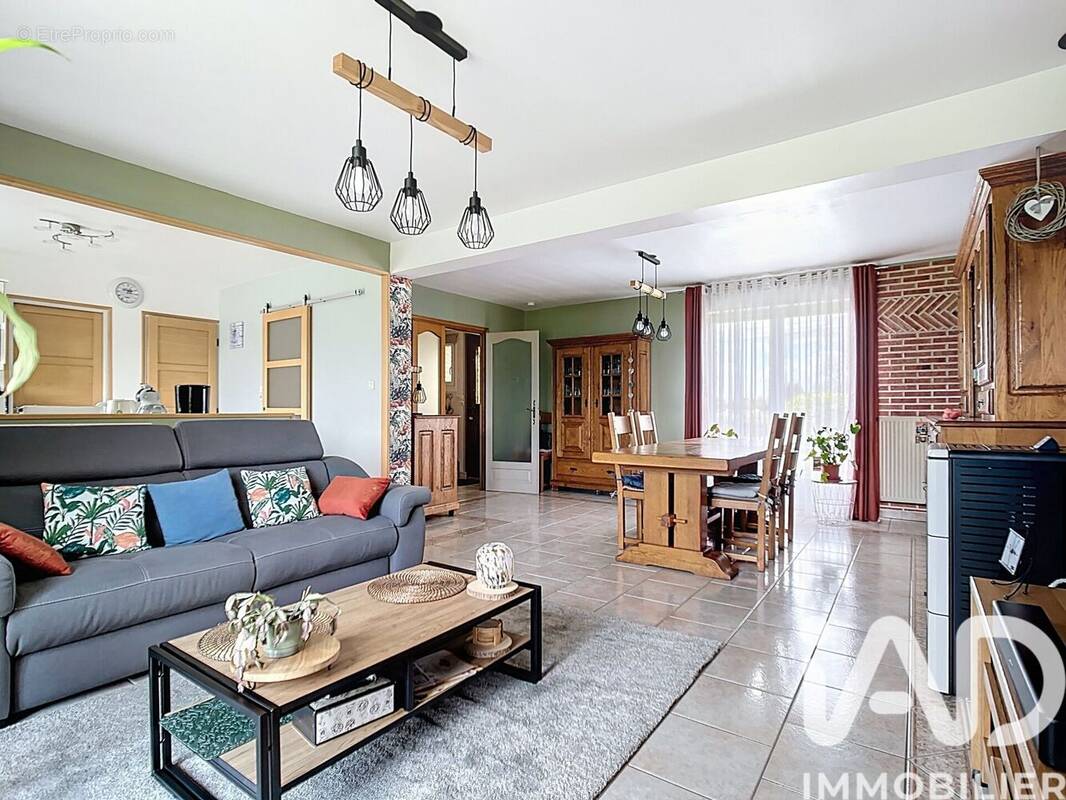 Photo 1 - Maison à LA COUTURE