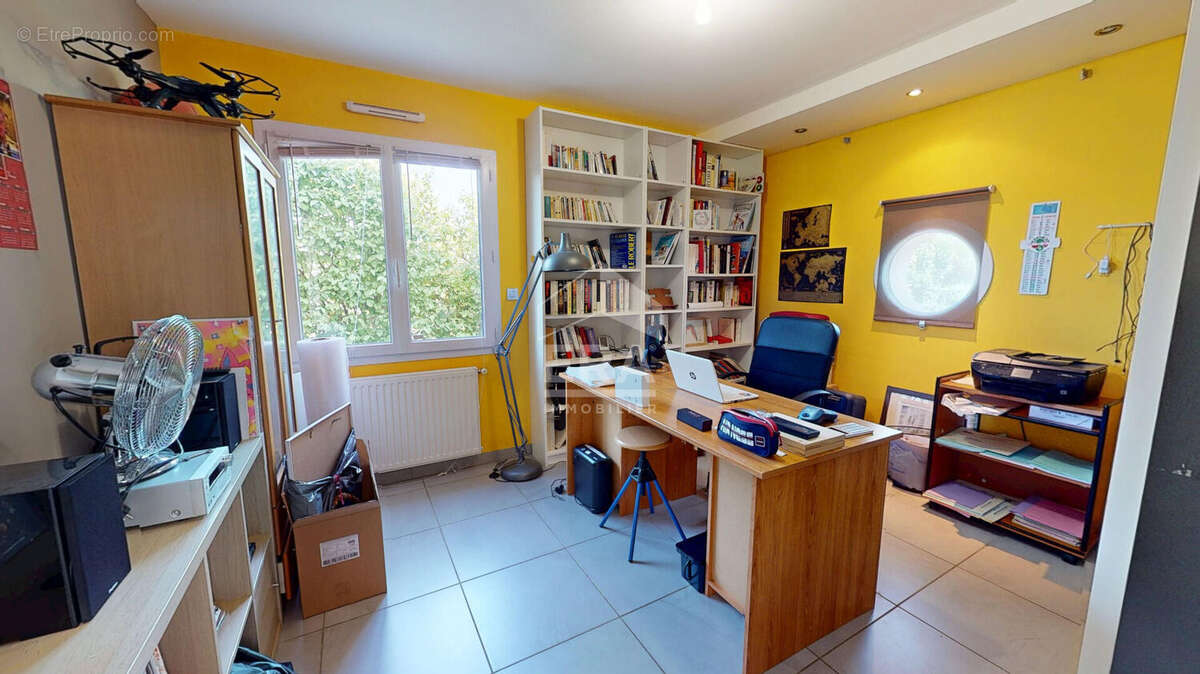 Maison à FUSSY