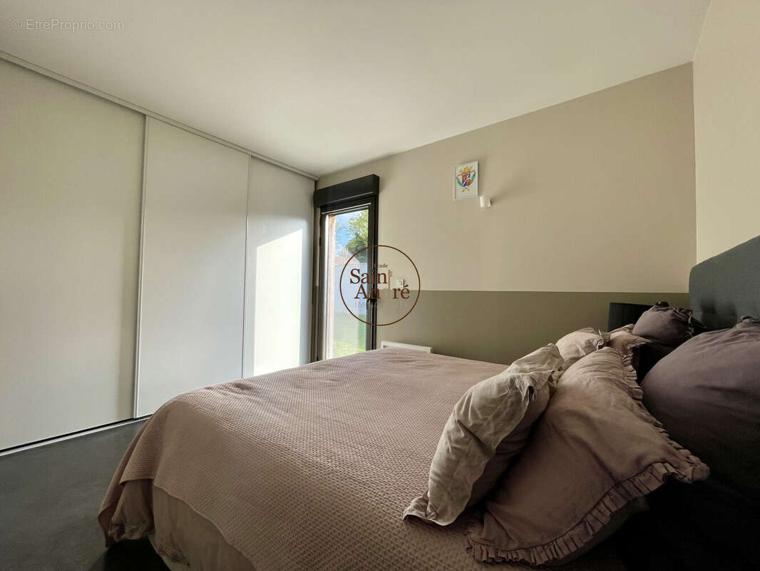 Maison 105 m² à Angouleme  - photo 8