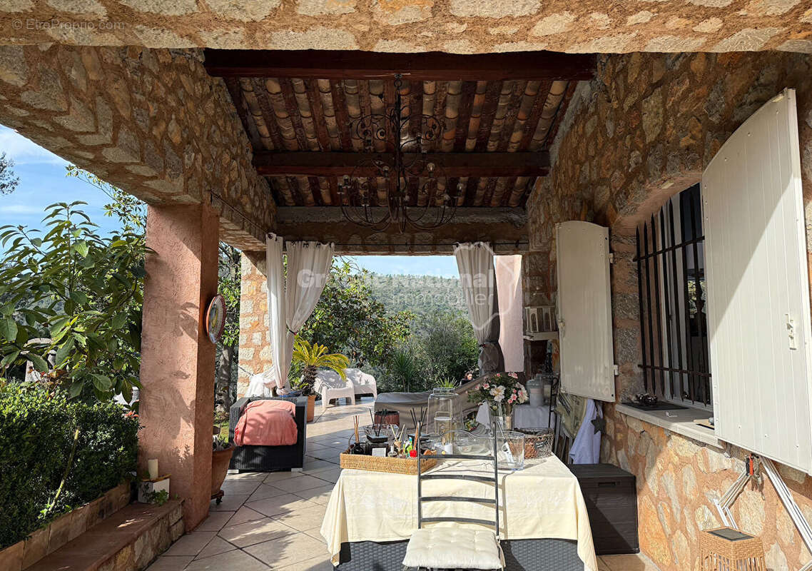Maison indépendante/4P/Auribeau s/Siagne 186M² sur un terrain de 1515M². - photo 5