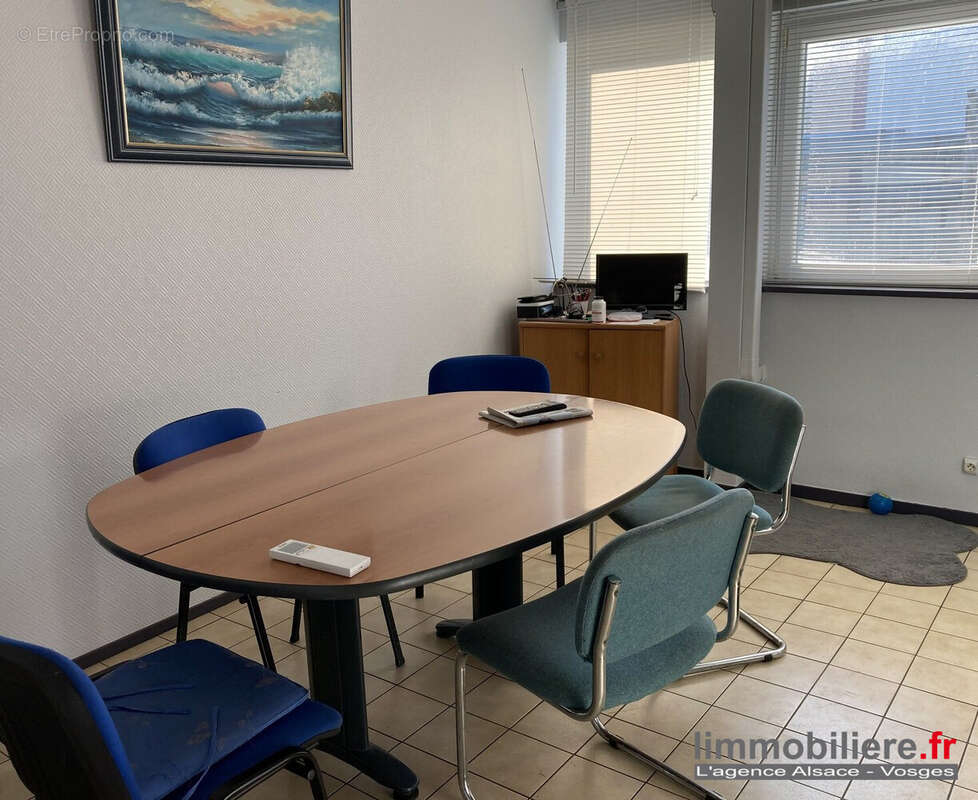 Commerce à CHAMPIGNEULLES