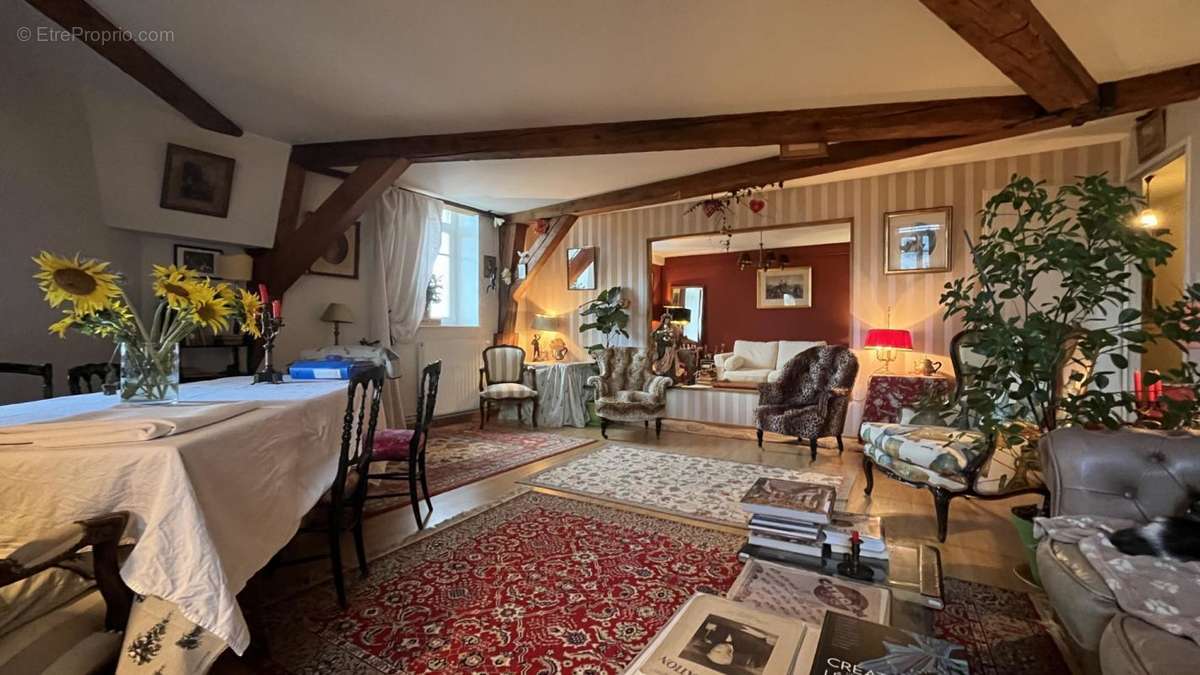 Appartement à AUTUN