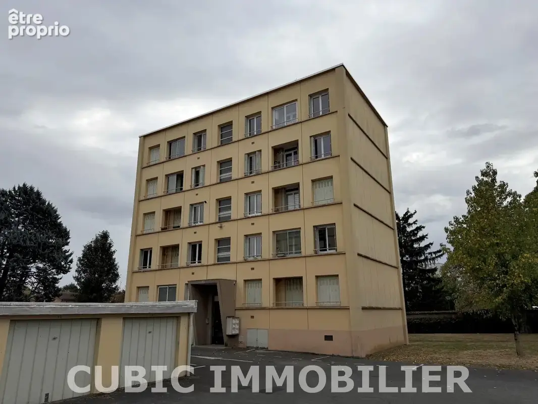 Appartement - 4 pièces - Villefranche-sur-Saône - photo 2