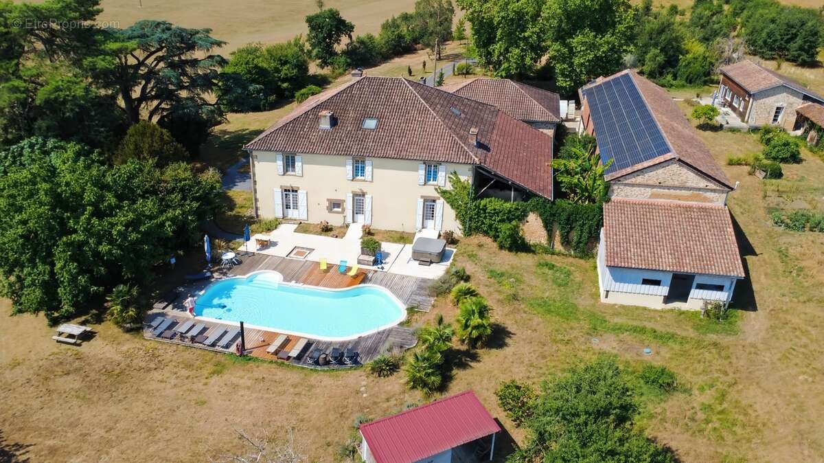 Propriété à vendre 12 pièces Margouët-Meymes (32290) - photo 2