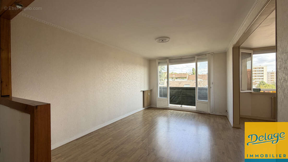 Appartement 76 m² à Limoges  - photo 2