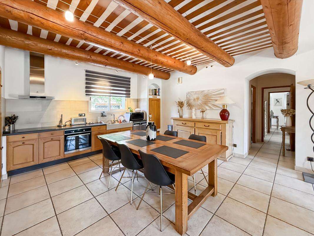 Maison  à vendre -  villa de plain -pied  avec piscine - photo 4