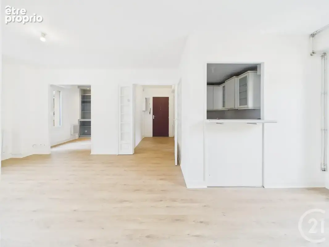 Appartement 5 pièces 82 m² à vendre à Chartres (28000) - photo 3