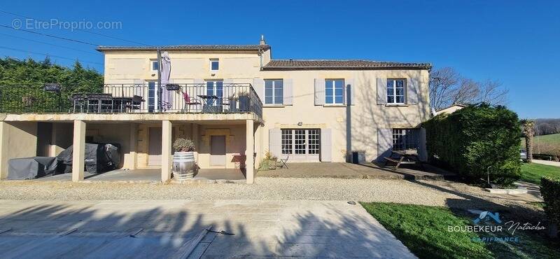 Maison à BEAUMONT-DU-PERIGORD