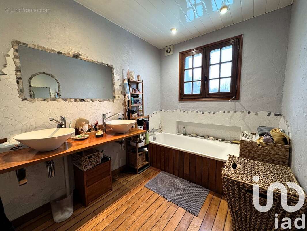 Photo 8 - Maison à FORS