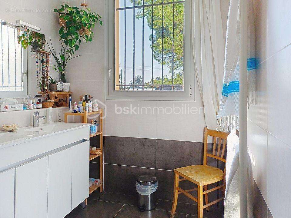 Maison à COURNONTERRAL