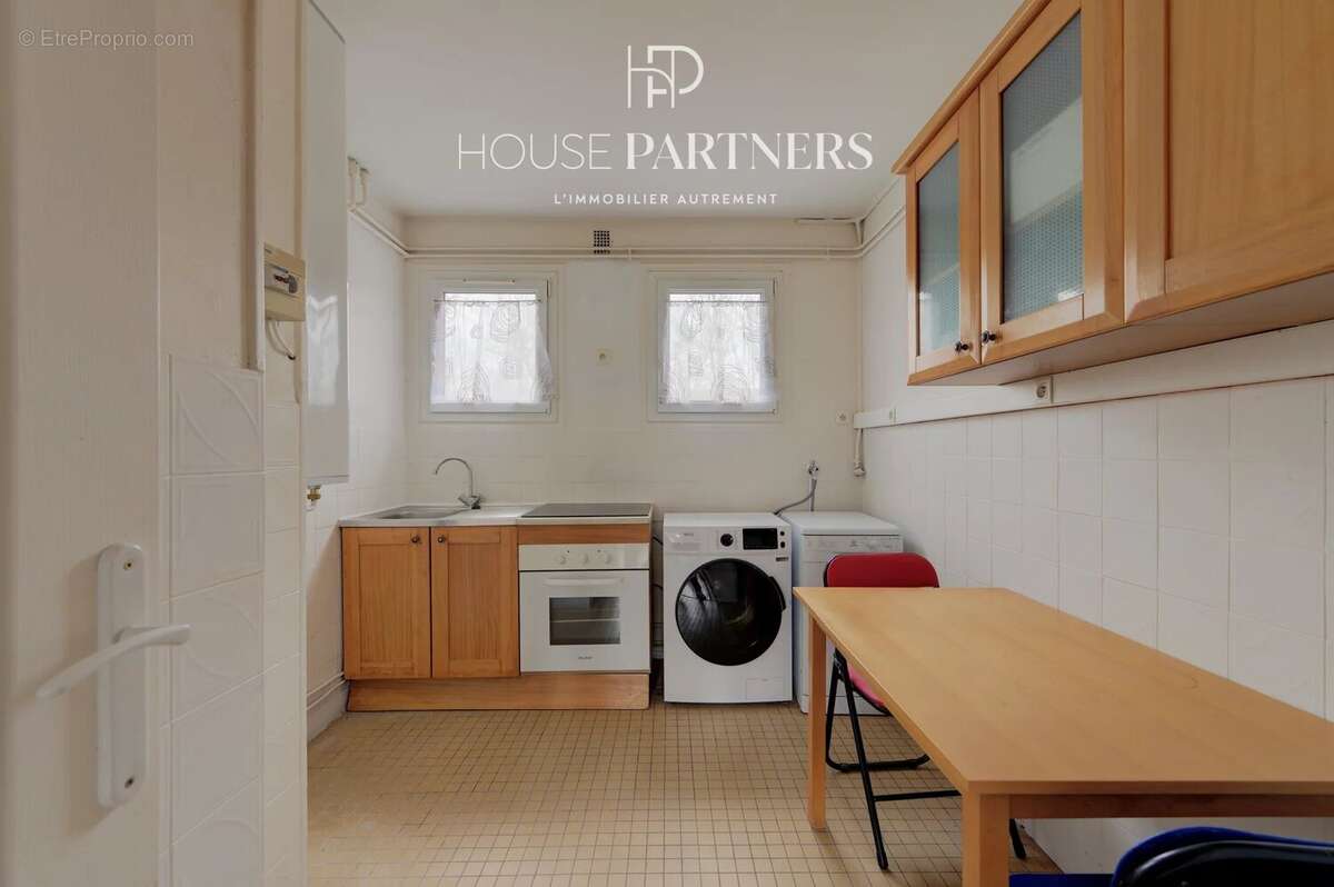 Appartement à LA CELLE-SAINT-CLOUD
