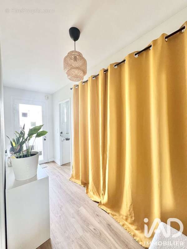 Maison 101 m² à Saint-Brice-Courcelles  - photo 2