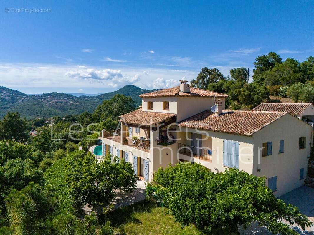 Maison à LES ADRETS-DE-L'ESTEREL