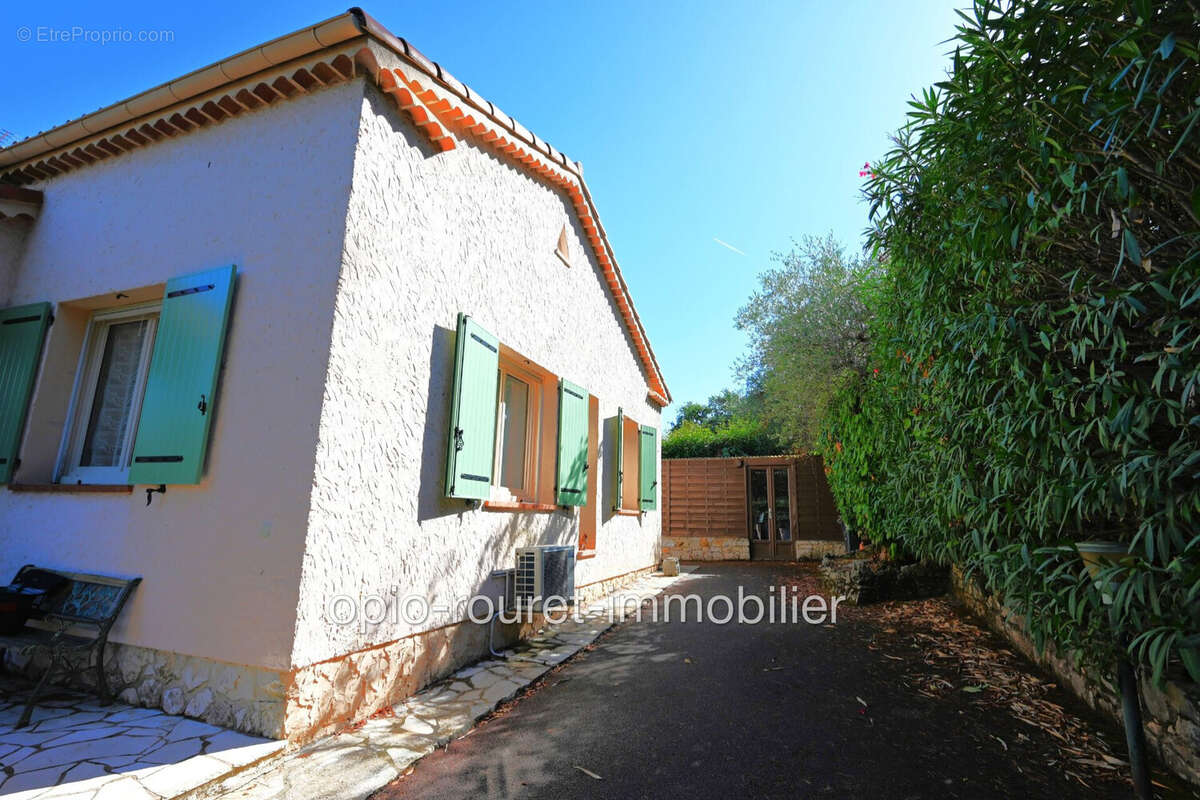 Maison 88 m² à Roquefort-Les-Pins  - photo 3