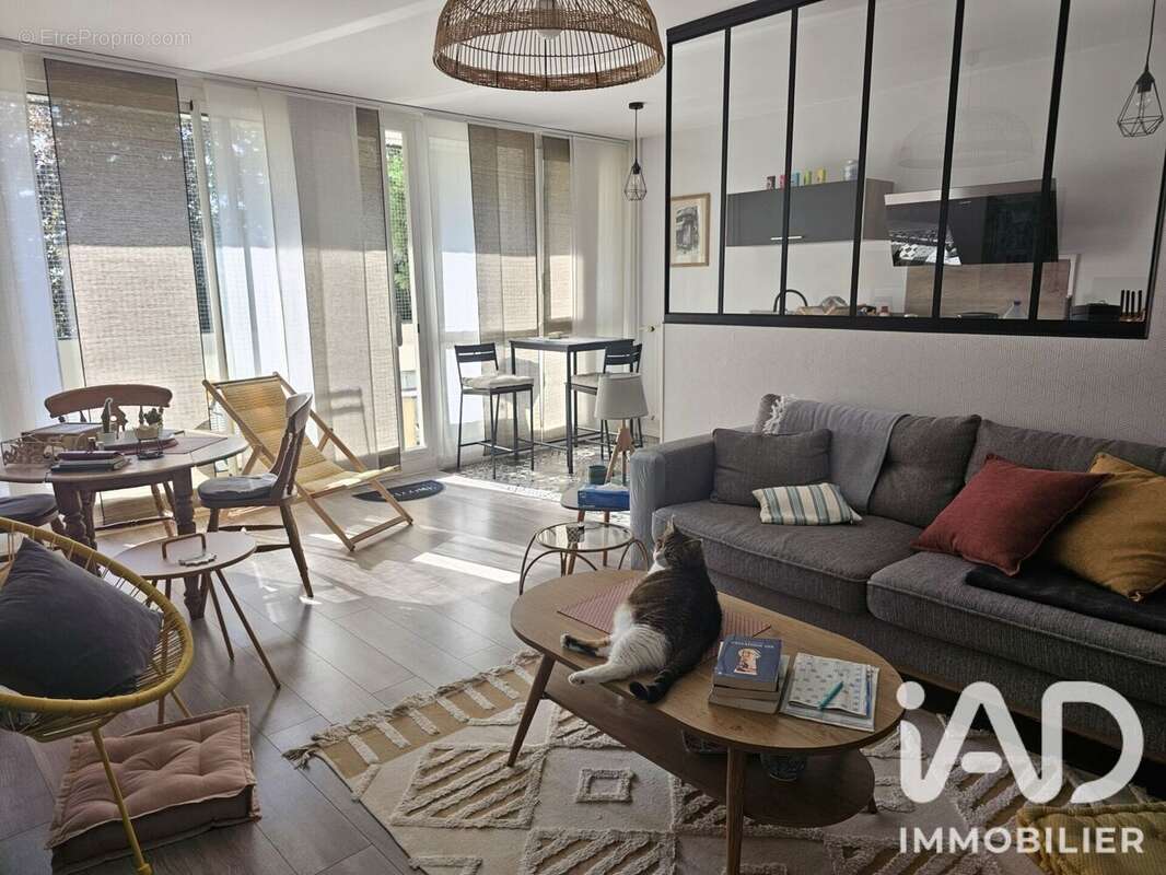 Appartement 80 m² à Evreux  - photo 4