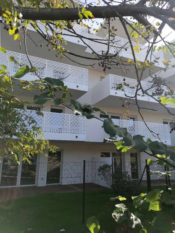 Appartement à LATTES