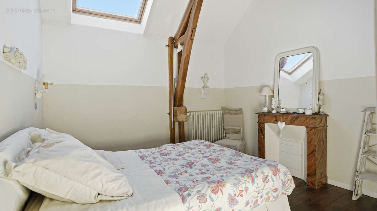 Maison à GREZ-SUR-LOING