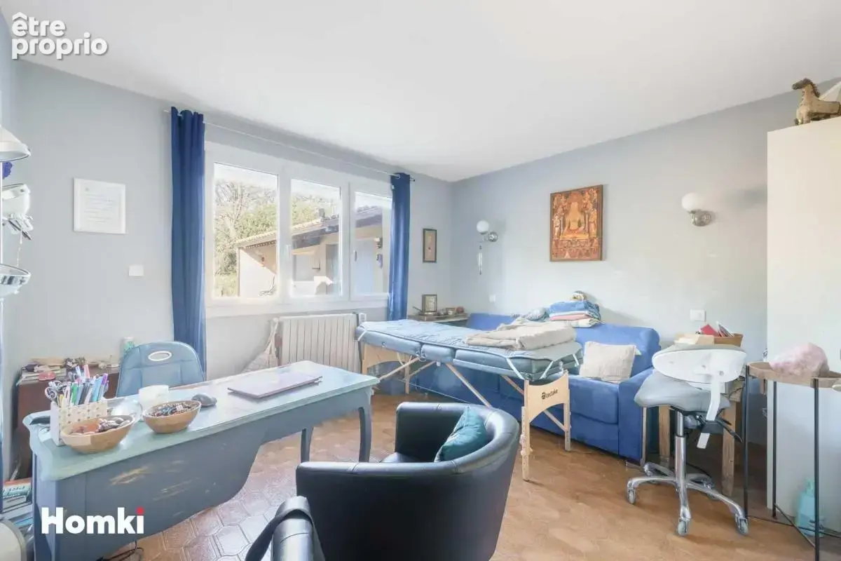 Propriété et 3 gites / T7 de 500 m² à Saint-Montan 07220 - photo 20