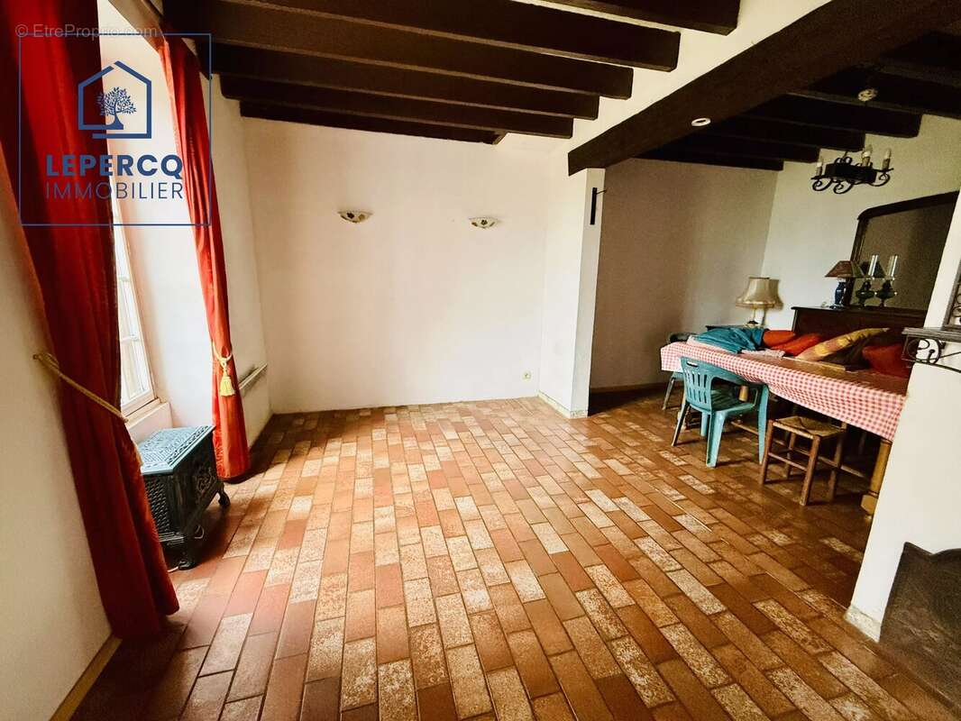 Maison à LA FERTE-MILON