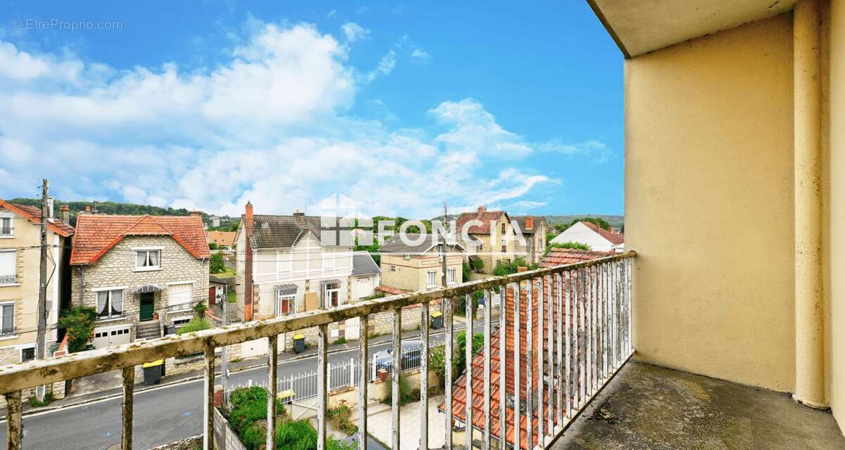 Appartement à LES MUREAUX