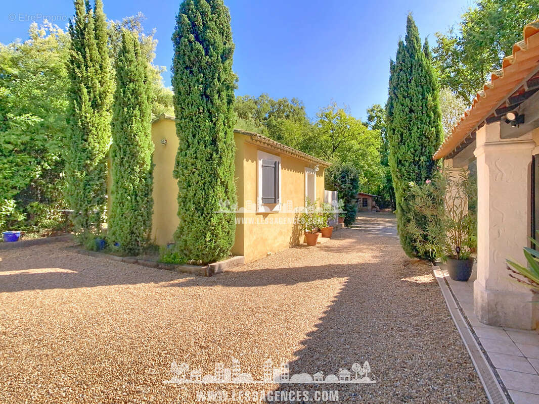Maison à GASSIN