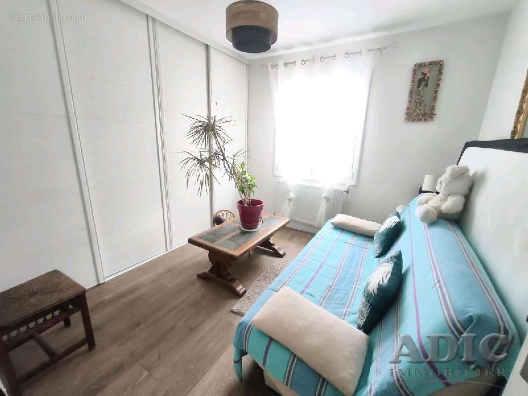 Maison à MOUSSY-LE-NEUF