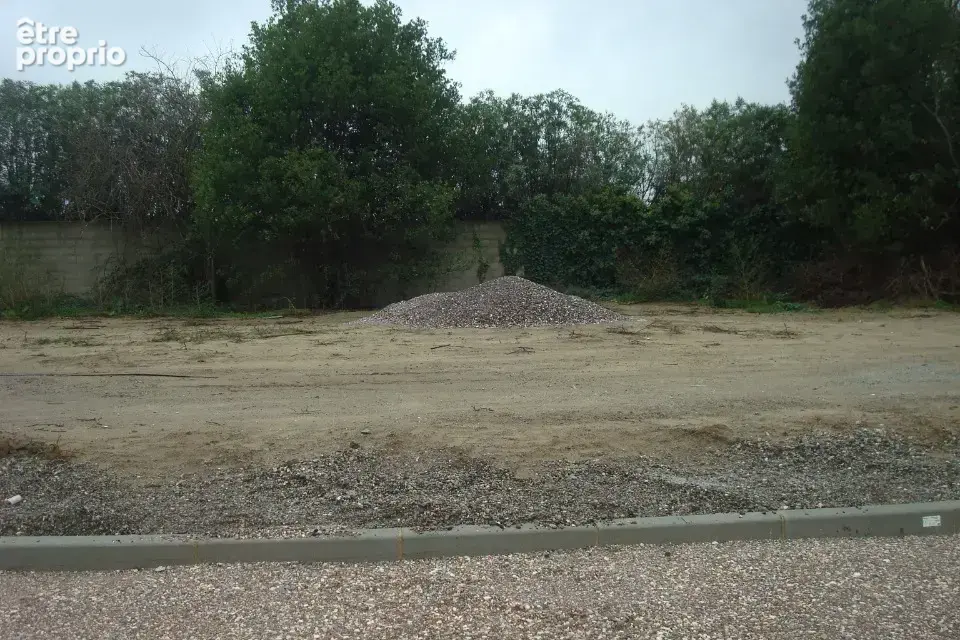 Terrain à ELNE