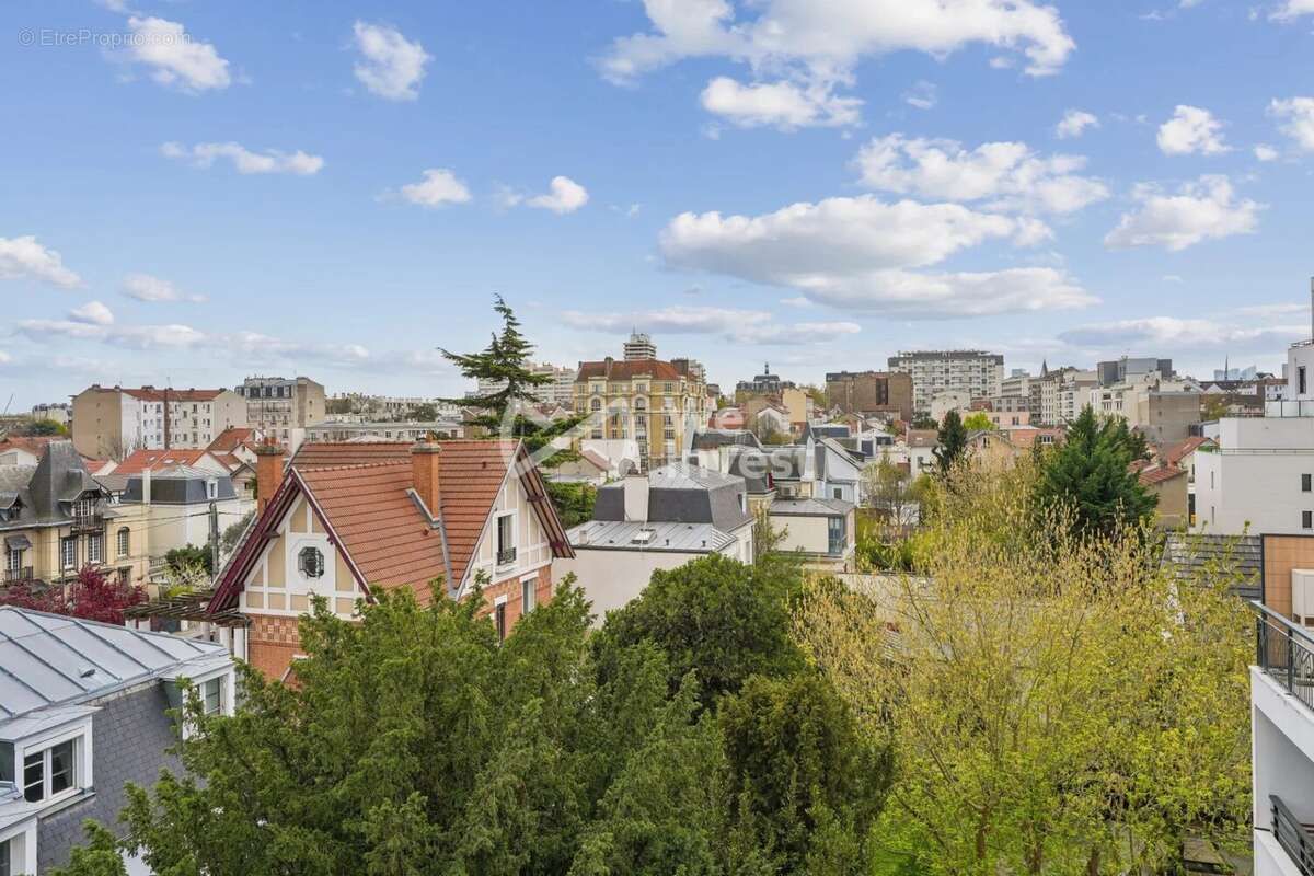 Appartement à COLOMBES