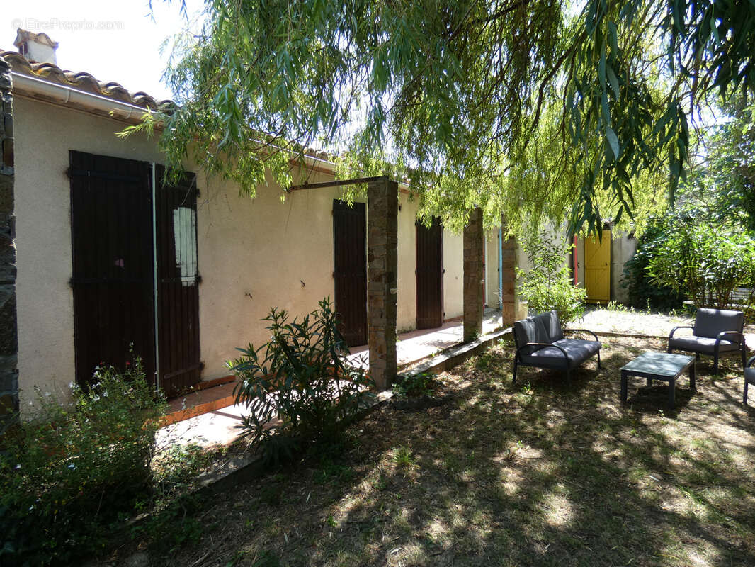 Villa pp de type 5 sur terrain de 892 m2 - photo 10