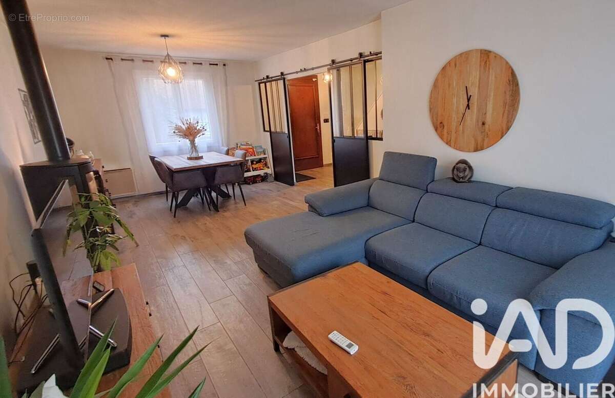 Photo 2 - Maison à BURES-SUR-YVETTE