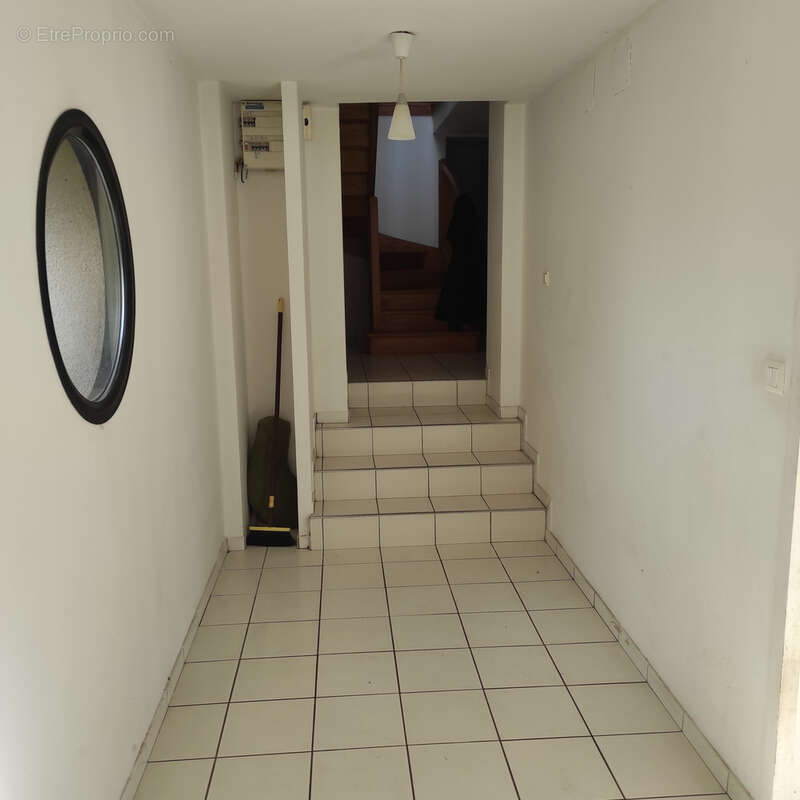 Maison à CHAMPCEVINEL