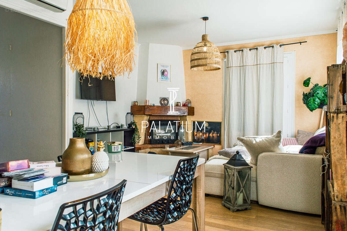 Maison à CHATEAU-ARNOUX-SAINT-AUBAN