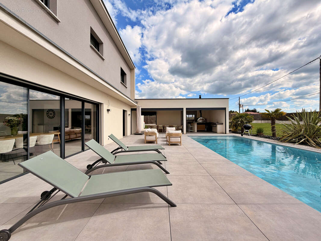 Maison à SAINT-SAVIN