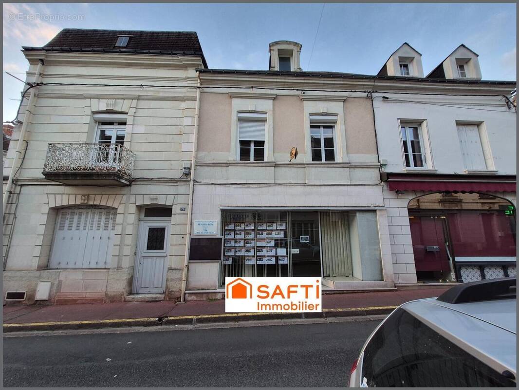 Photo 1 - Appartement à DESCARTES