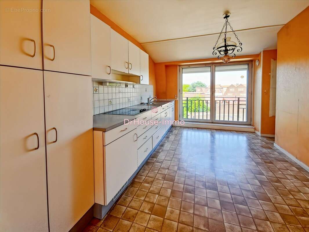 Appartement 77 m² à Tourcoing  - photo 69