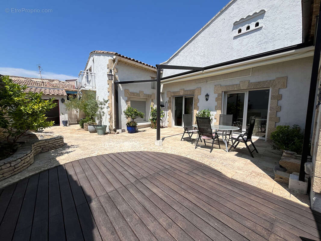 Maison Le Thor 5 pièce(s) 180 m2 - photo 13