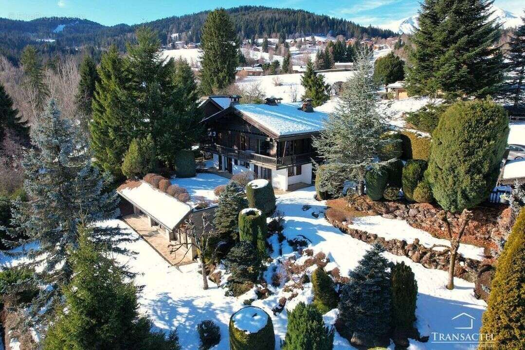 Maison à COMBLOUX