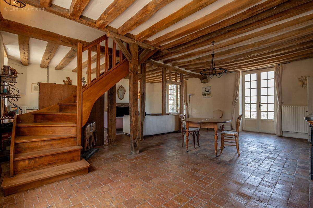Maison à CLOYES-SUR-LE-LOIR