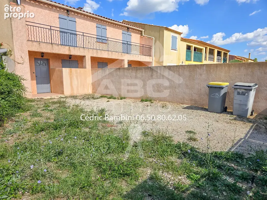 Photo Appartement à Saint-Maximin-La-Sainte-Baume au prix de 219 000€