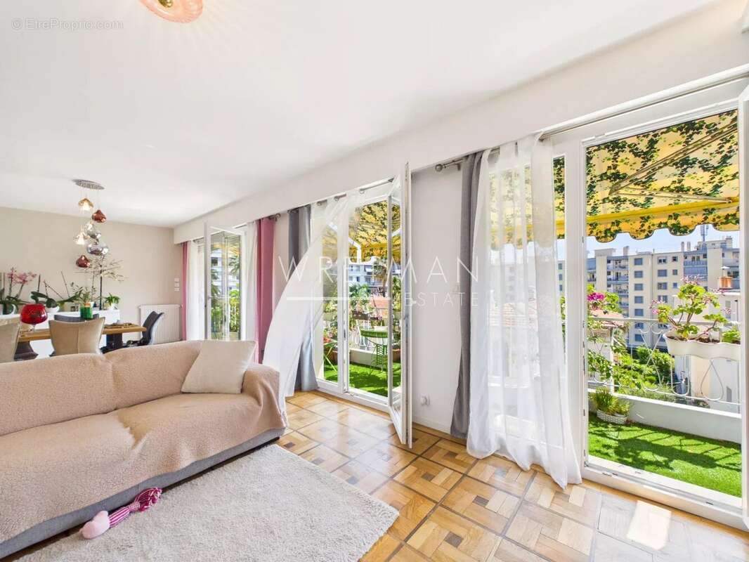 Appartement à NICE