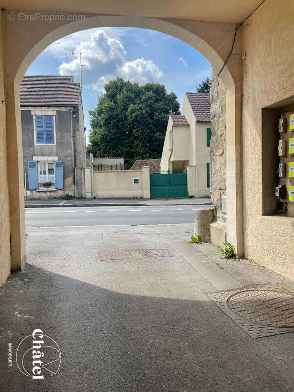 Appartement à LA CHAPELLE-EN-SERVAL