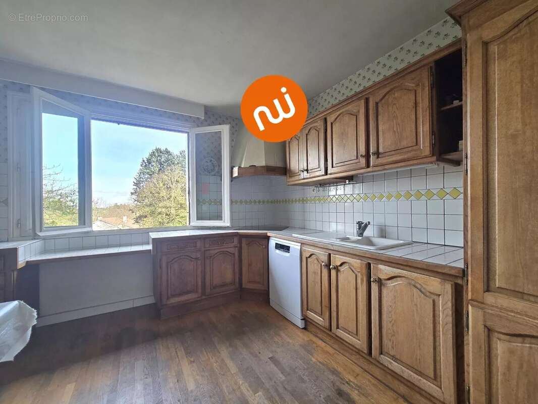 Maison à TASSIN-LA-DEMI-LUNE