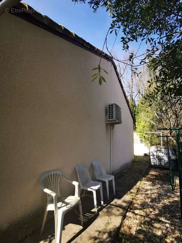 Maison à MALATAVERNE