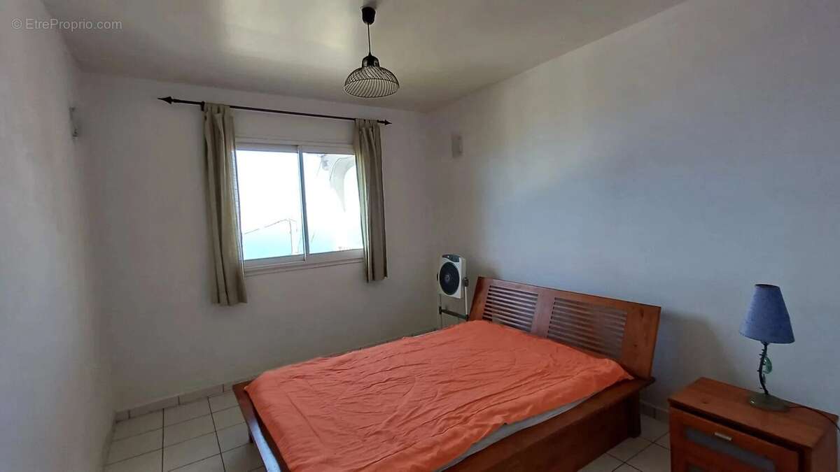 Maison à LES AVIRONS