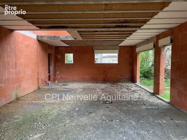 Maison 380 m² à Pessac  - photo 3