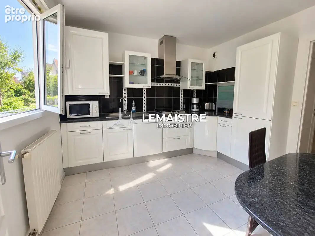 Appartement à vendre - Sainte-Adresse  norme PMR - 98 m² - 3 chambres - Terrasse plein sud et stationnement privé - photo 2