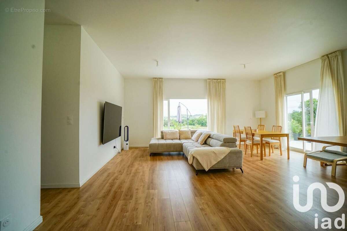 Photo 5 - Maison à TOURNAN